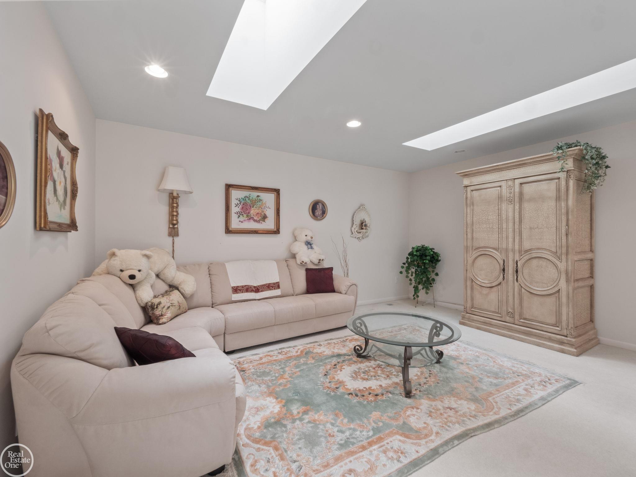 61555 Country Lane