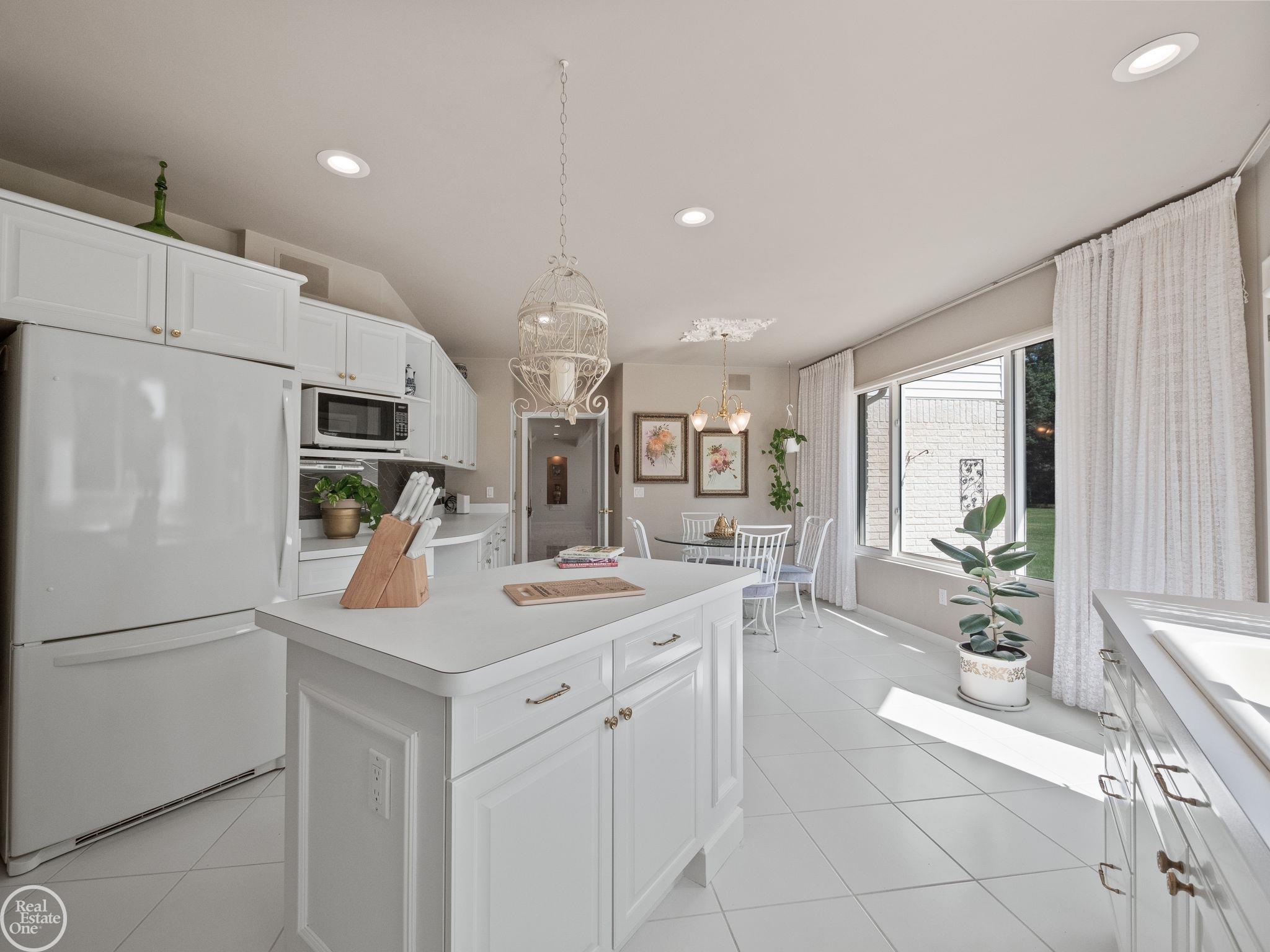 61555 Country Lane