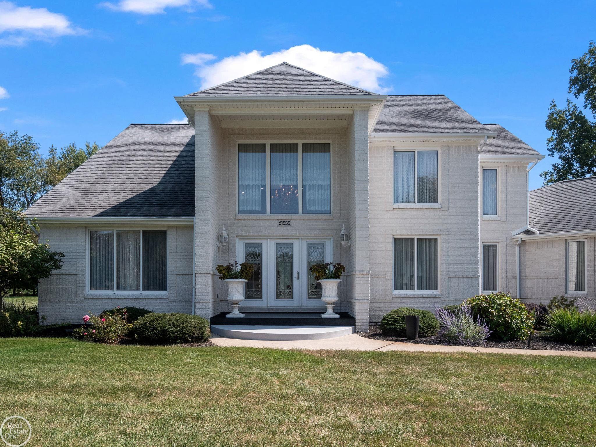61555 Country Lane