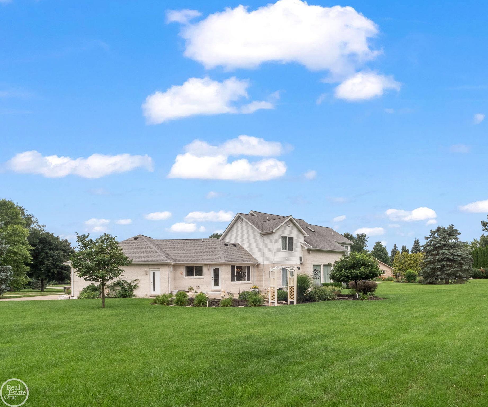 61555 Country Lane