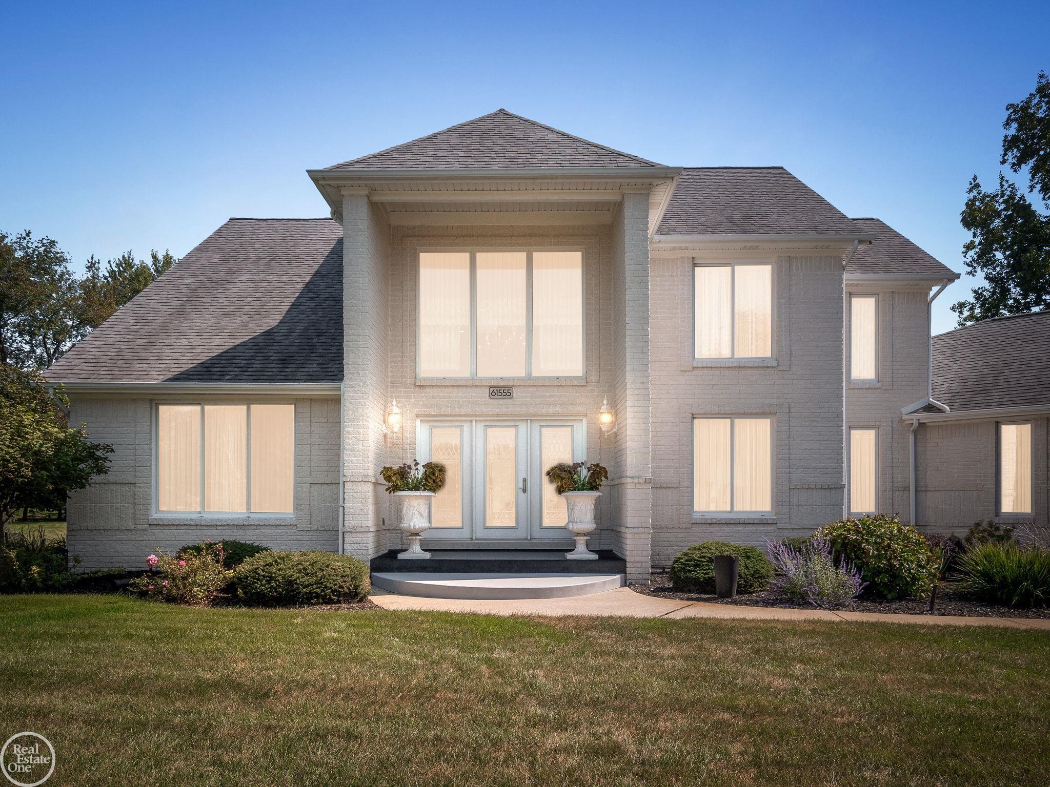 61555 Country Lane