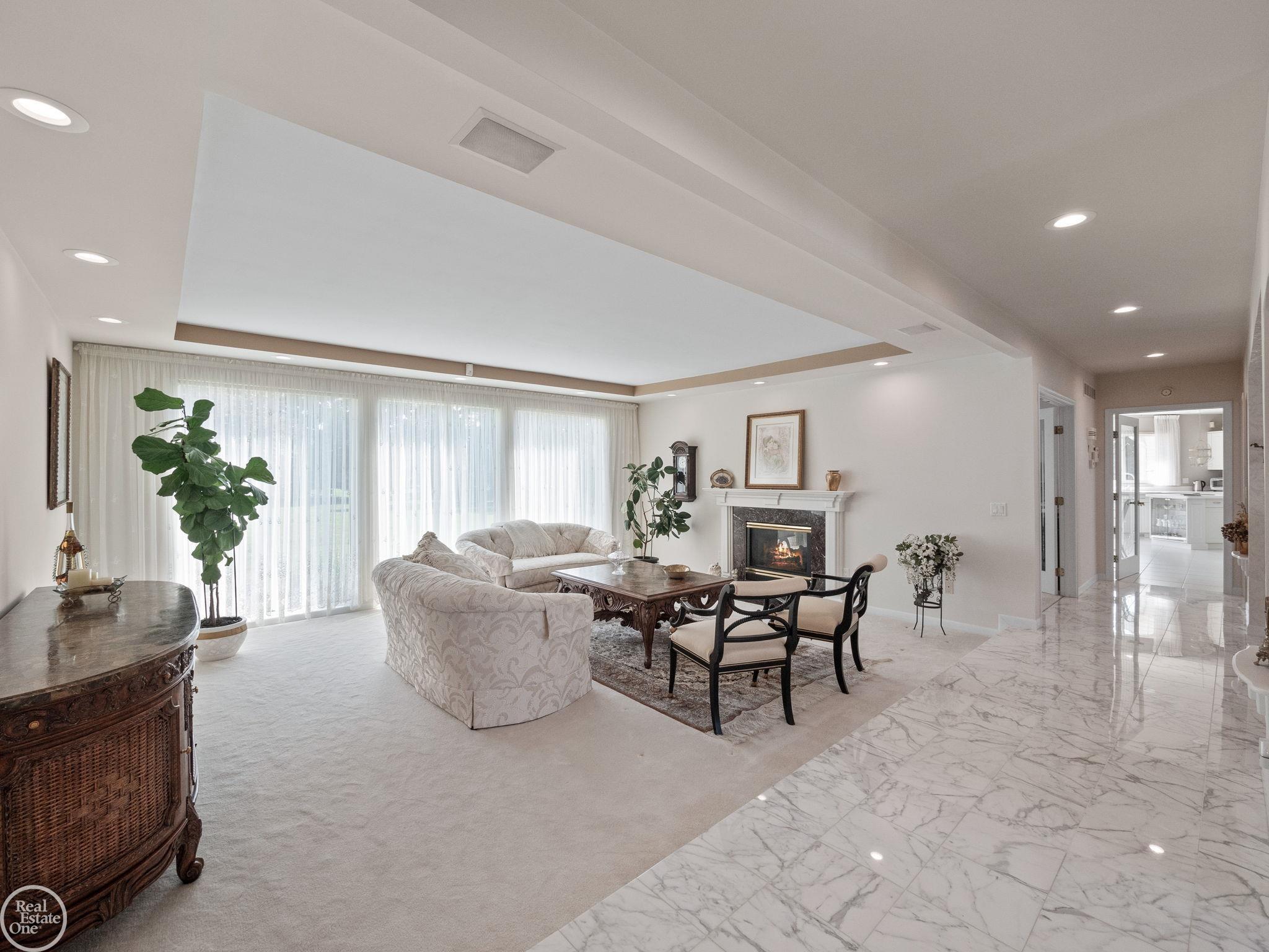 61555 Country Lane