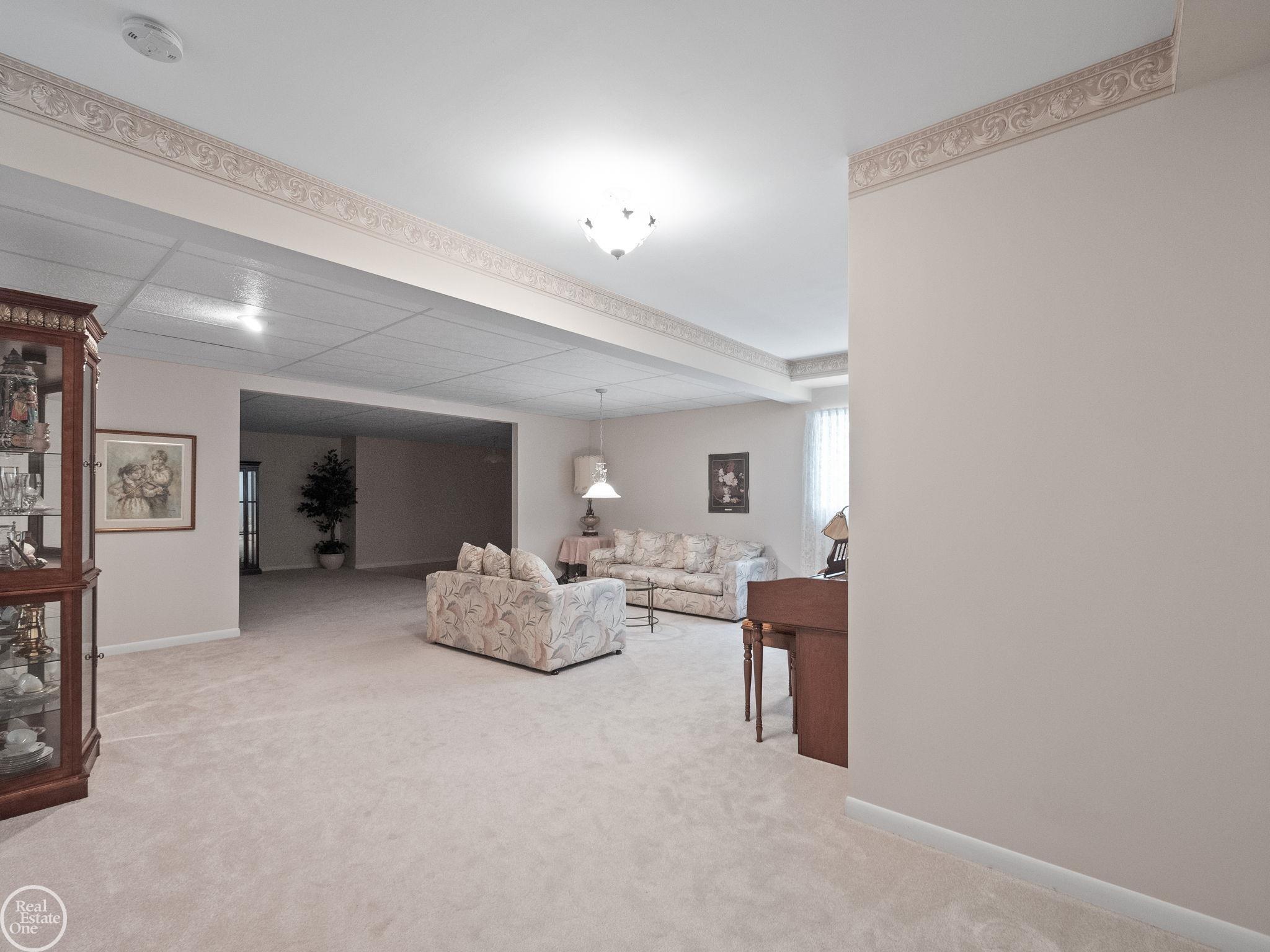 61555 Country Lane