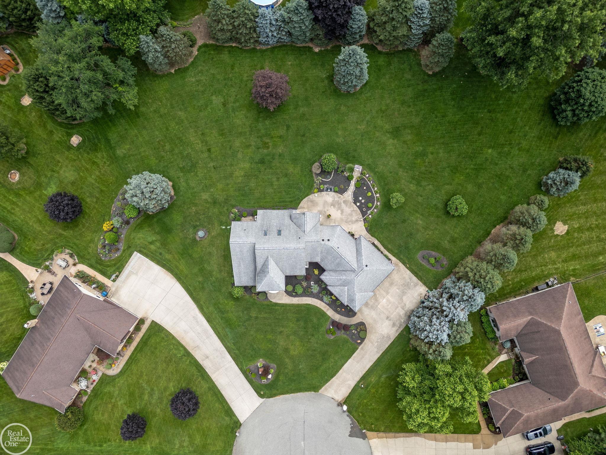 61555 Country Lane