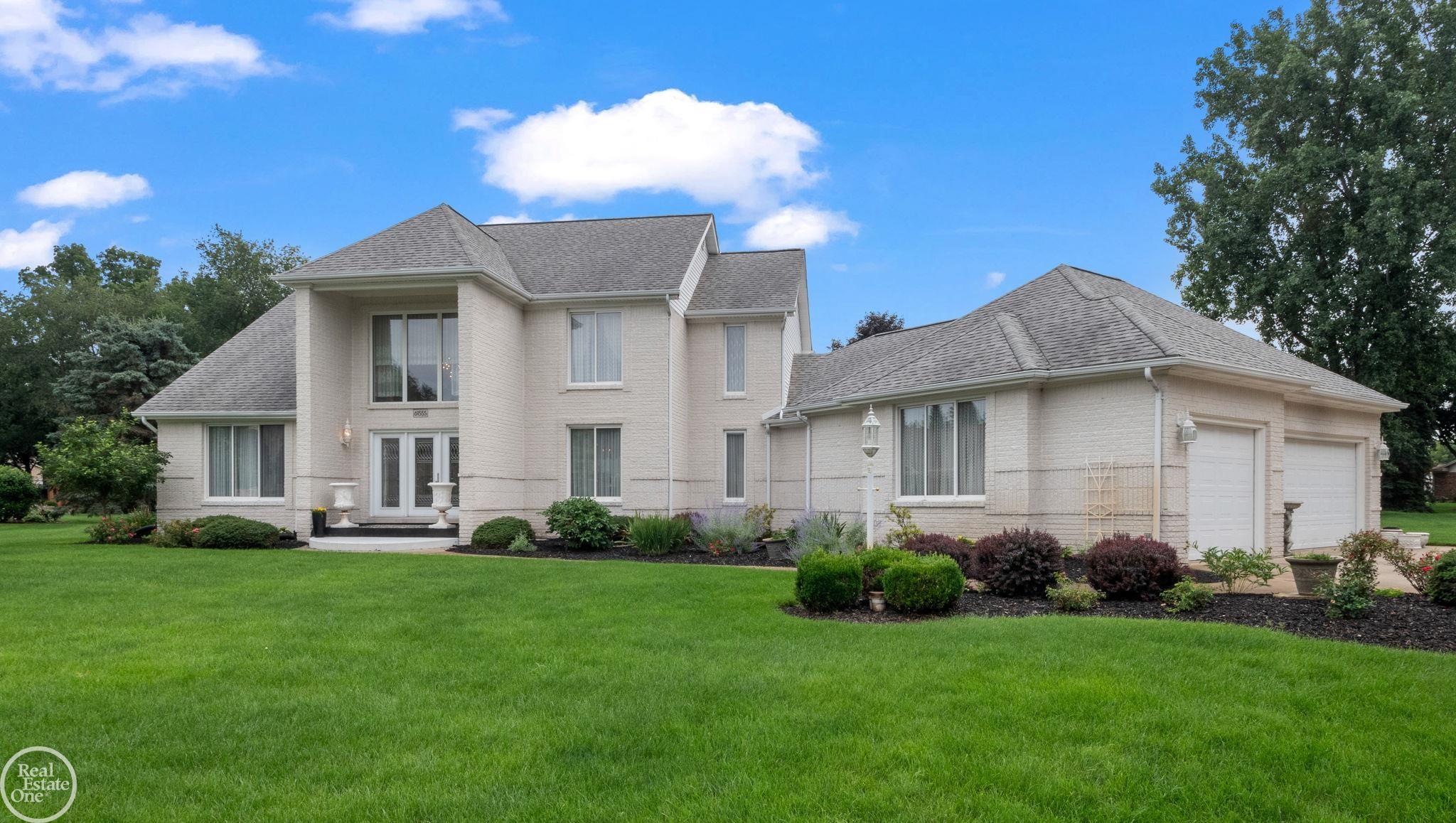 61555 Country Lane