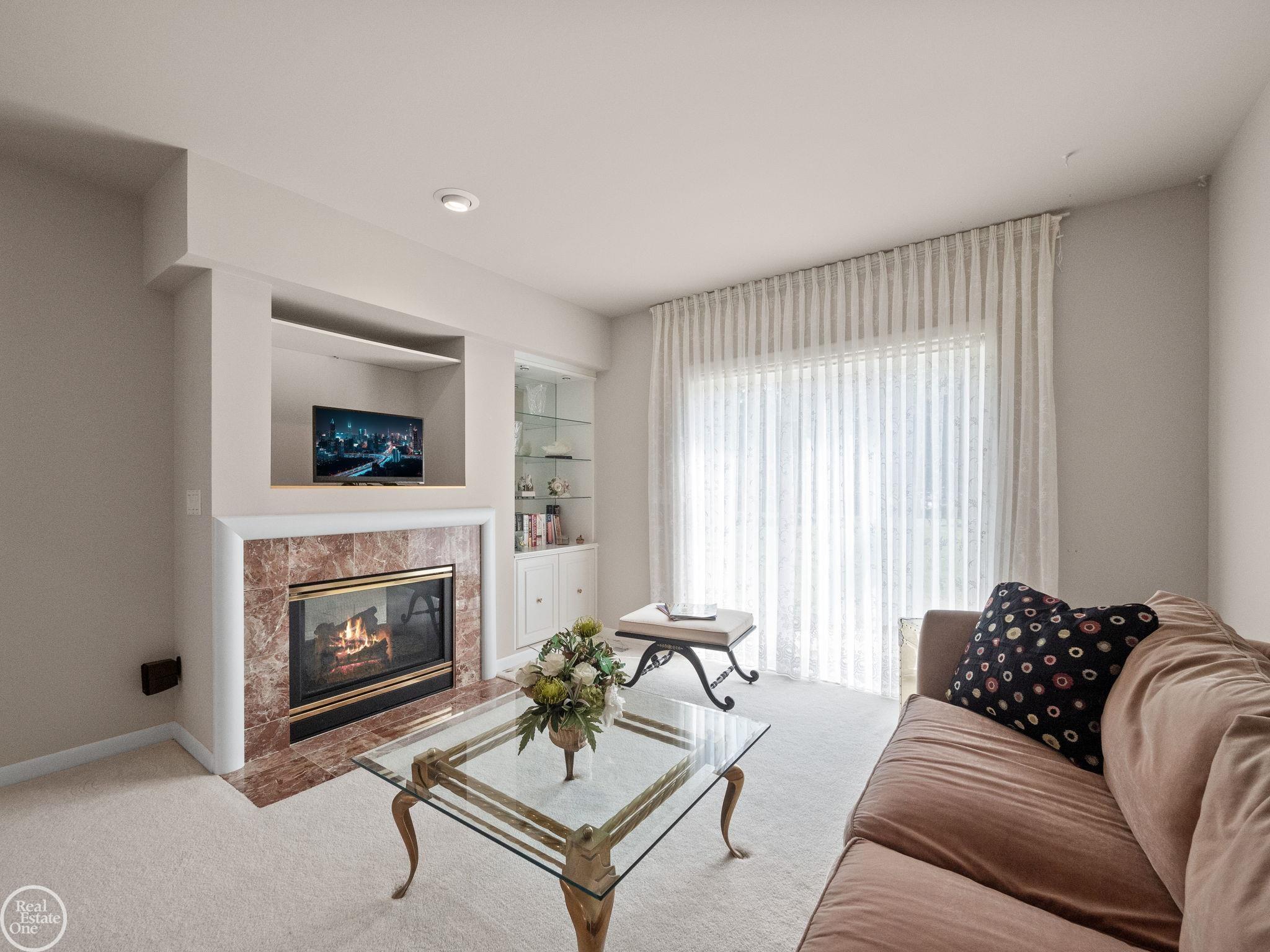 61555 Country Lane