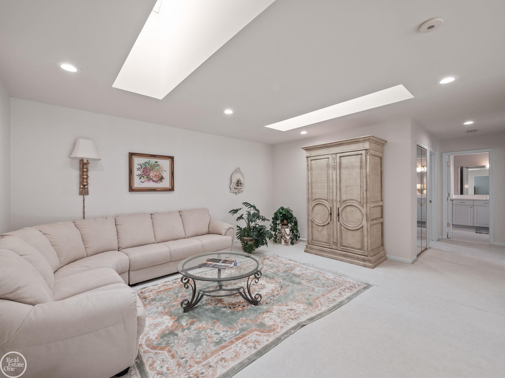61555 Country Lane