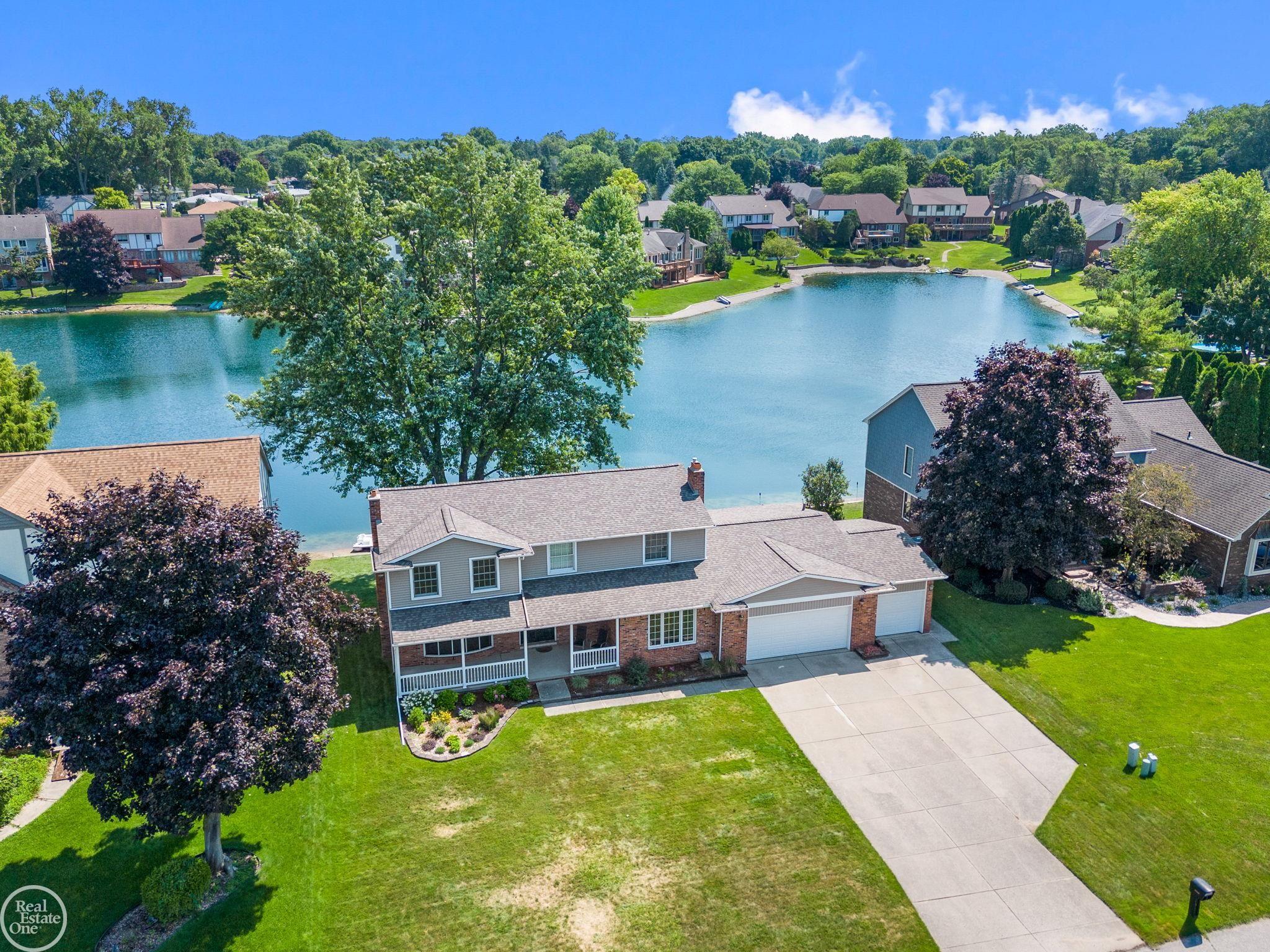 48326 Lake Valley Drive