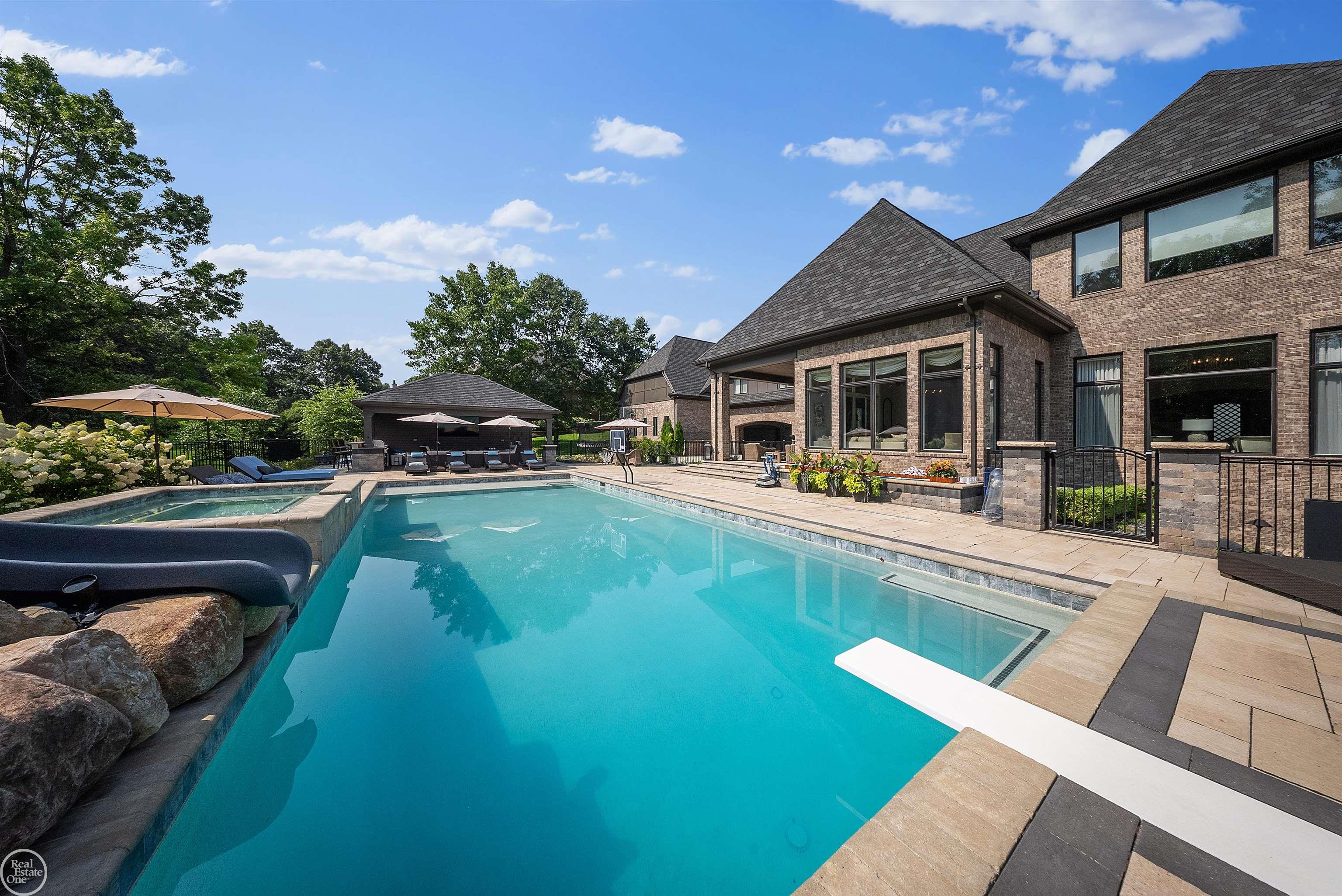 5201 Orchard Ridge Court Unit 4 Unit: Unit #4