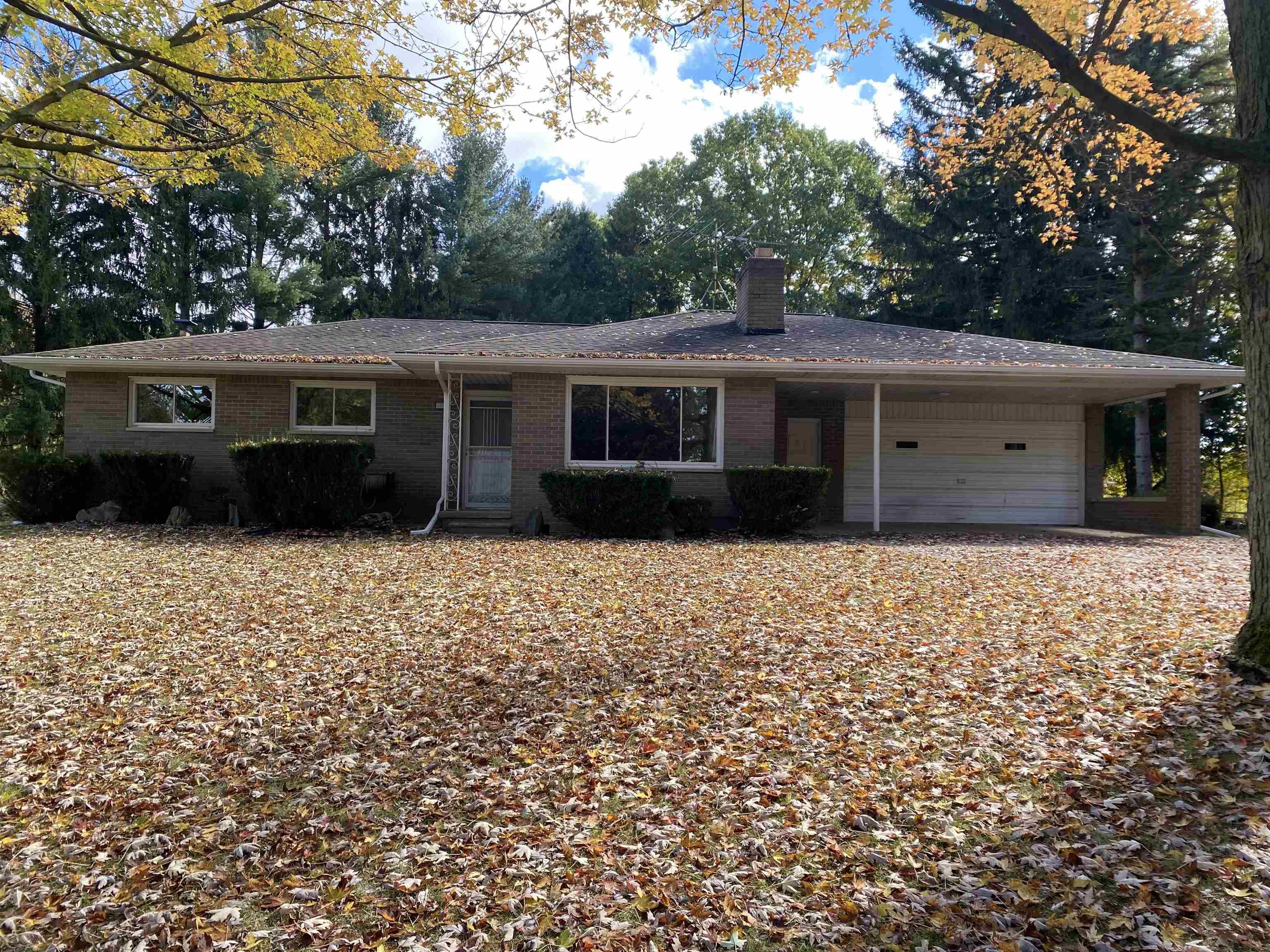 5750 Secord Lake Rd. Road