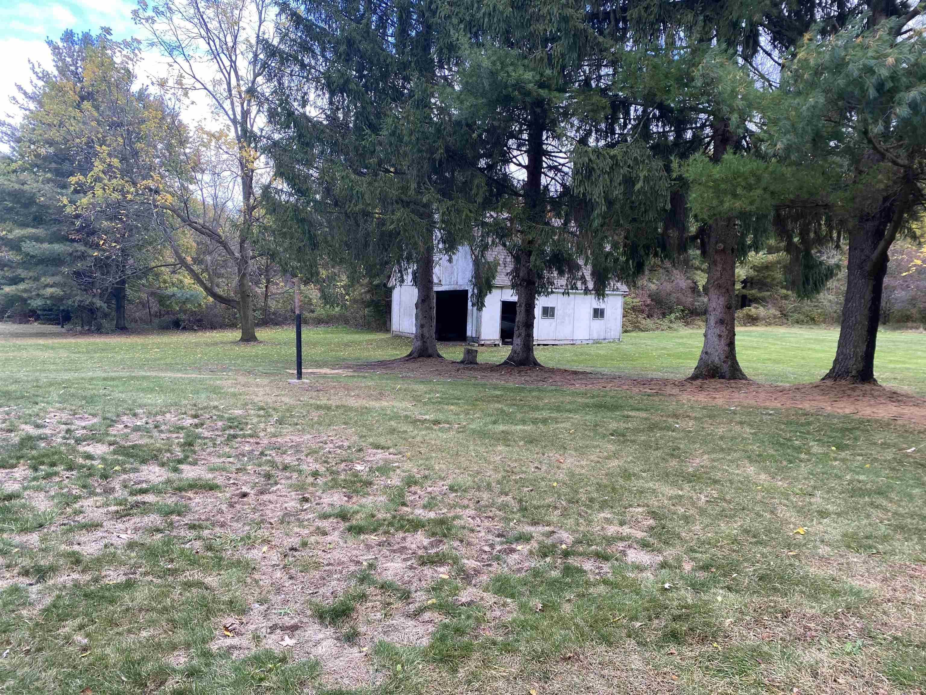 5750 Secord Lake Rd. Road