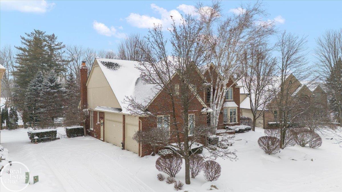 54839 Alexis Court