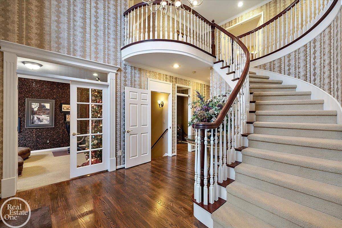54839 Alexis Court