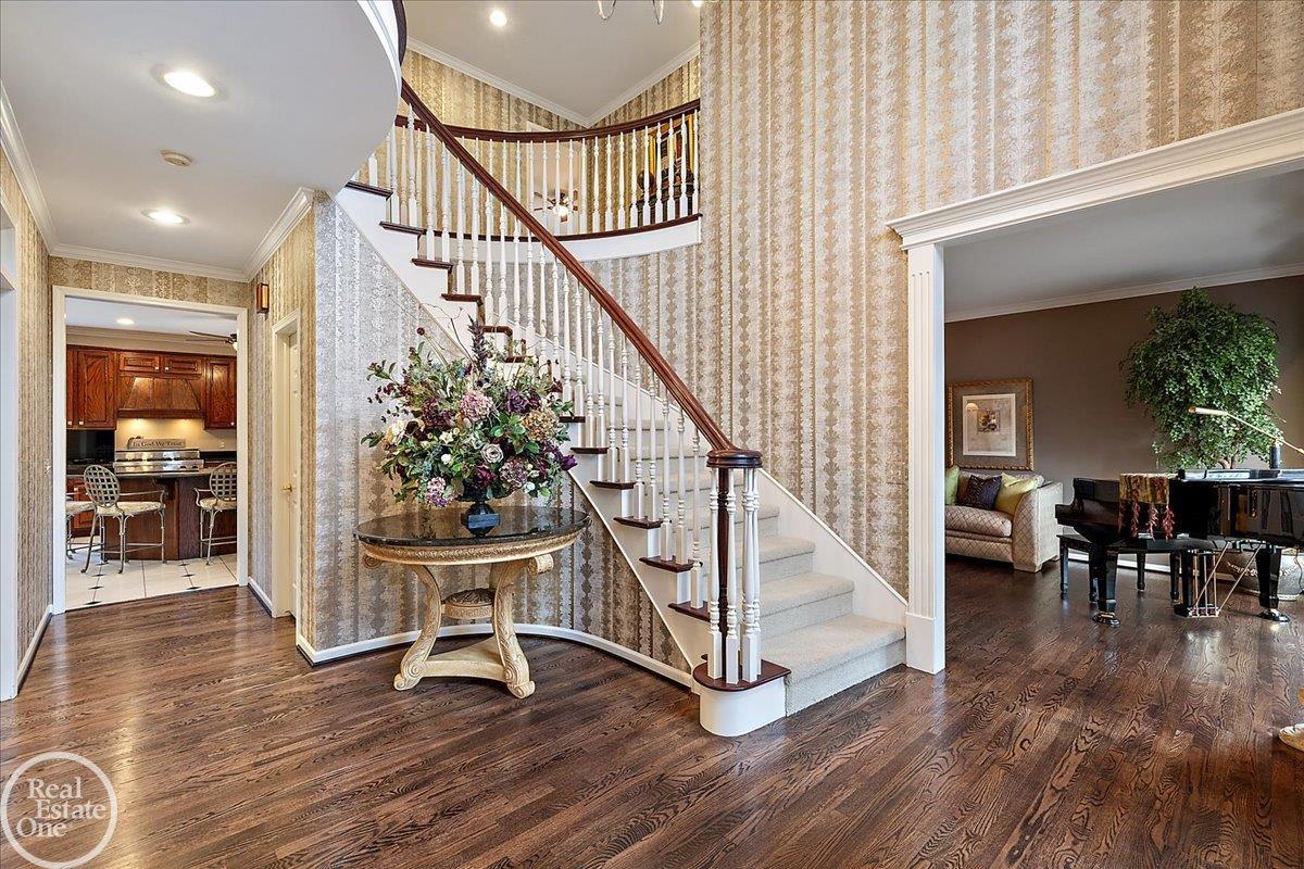 54839 Alexis Court