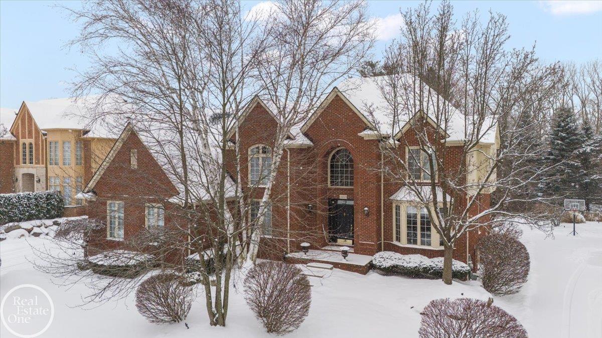 54839 Alexis Court
