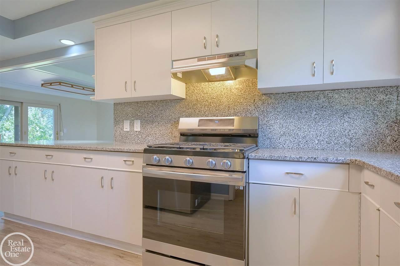 54327 Horizon Drive