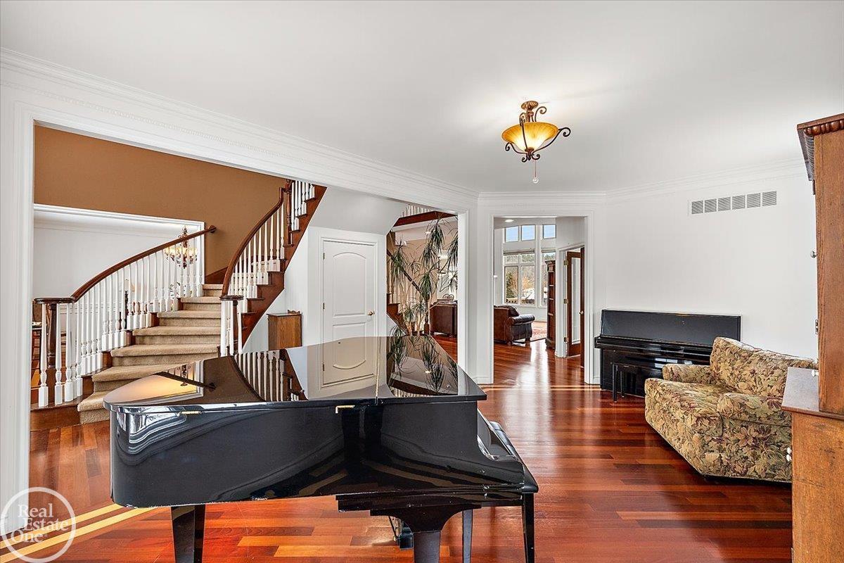 63588 Georgetowne S. Drive