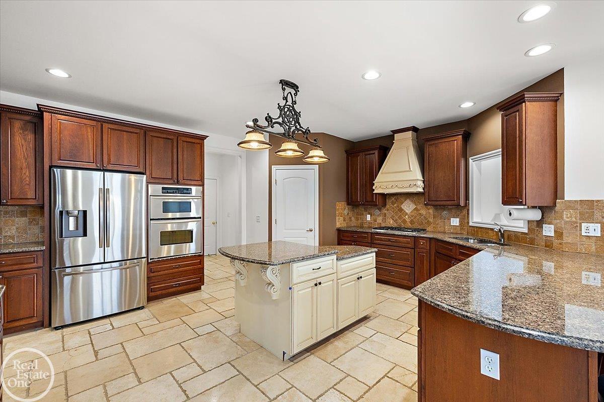 63588 Georgetowne S. Drive