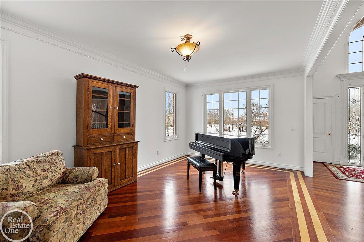 63588 Georgetowne S. Drive
