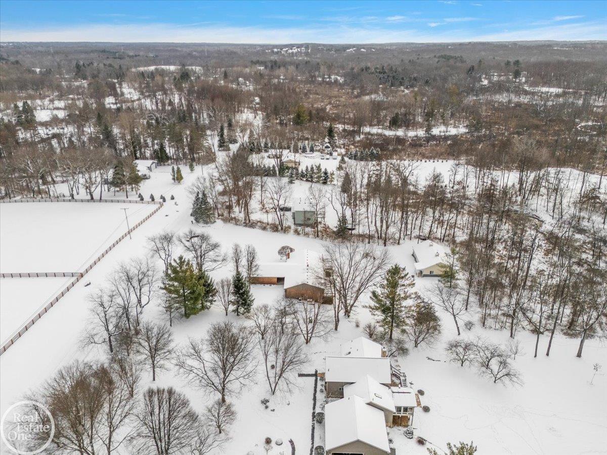 68079 Dequindre* Road