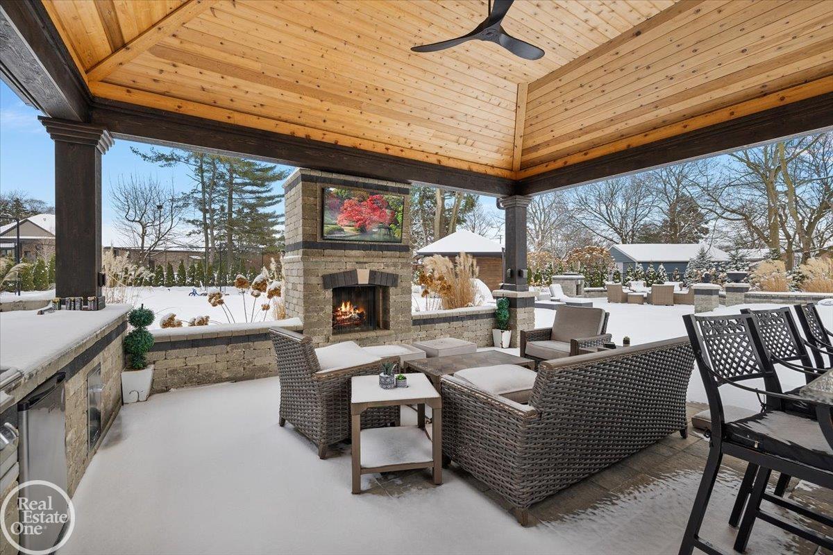 37251 Fiore Trail Drive