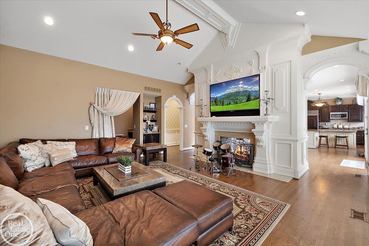 37251 Fiore Trail Drive