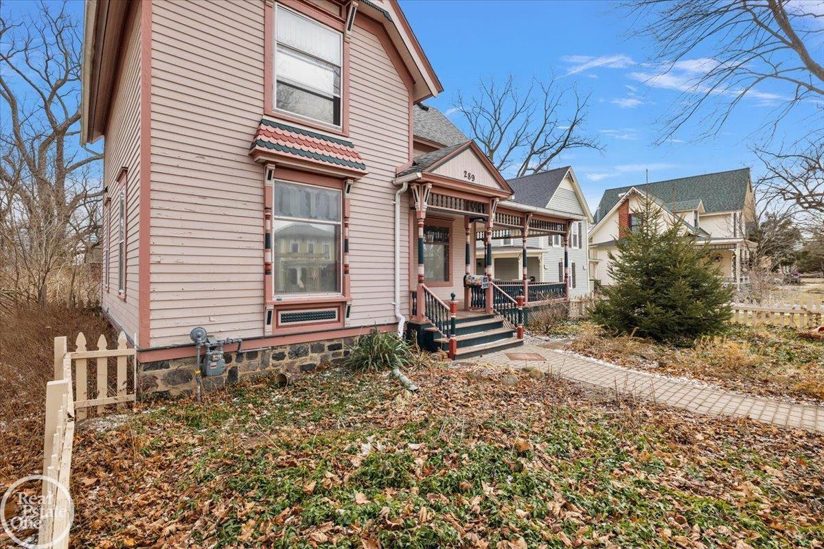 289 S Main Street
