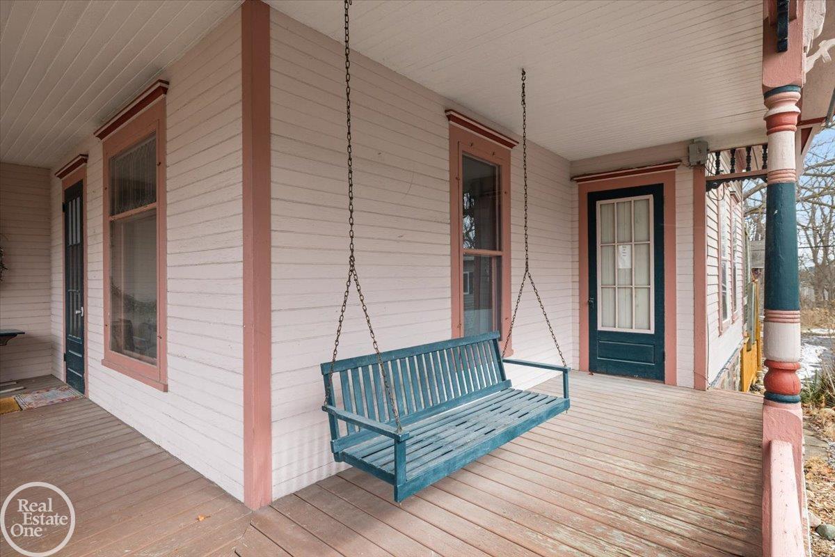 289 S Main Street