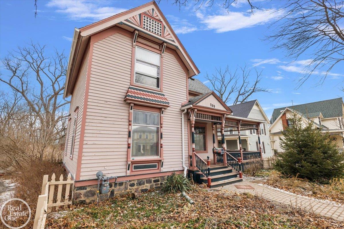 289 S Main Street