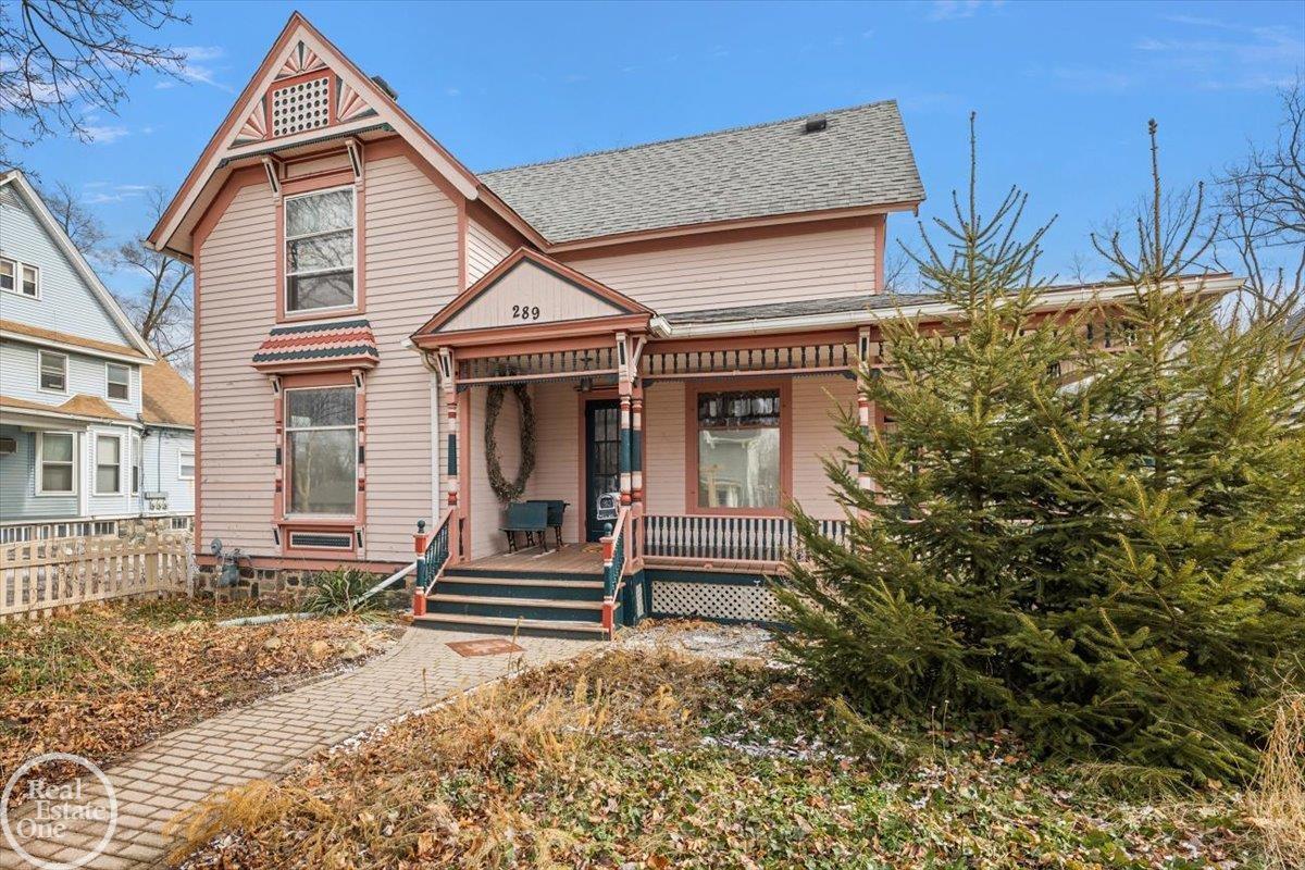 289 S Main Street