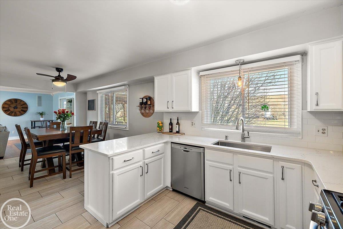 61449 Woodfield Way Drive