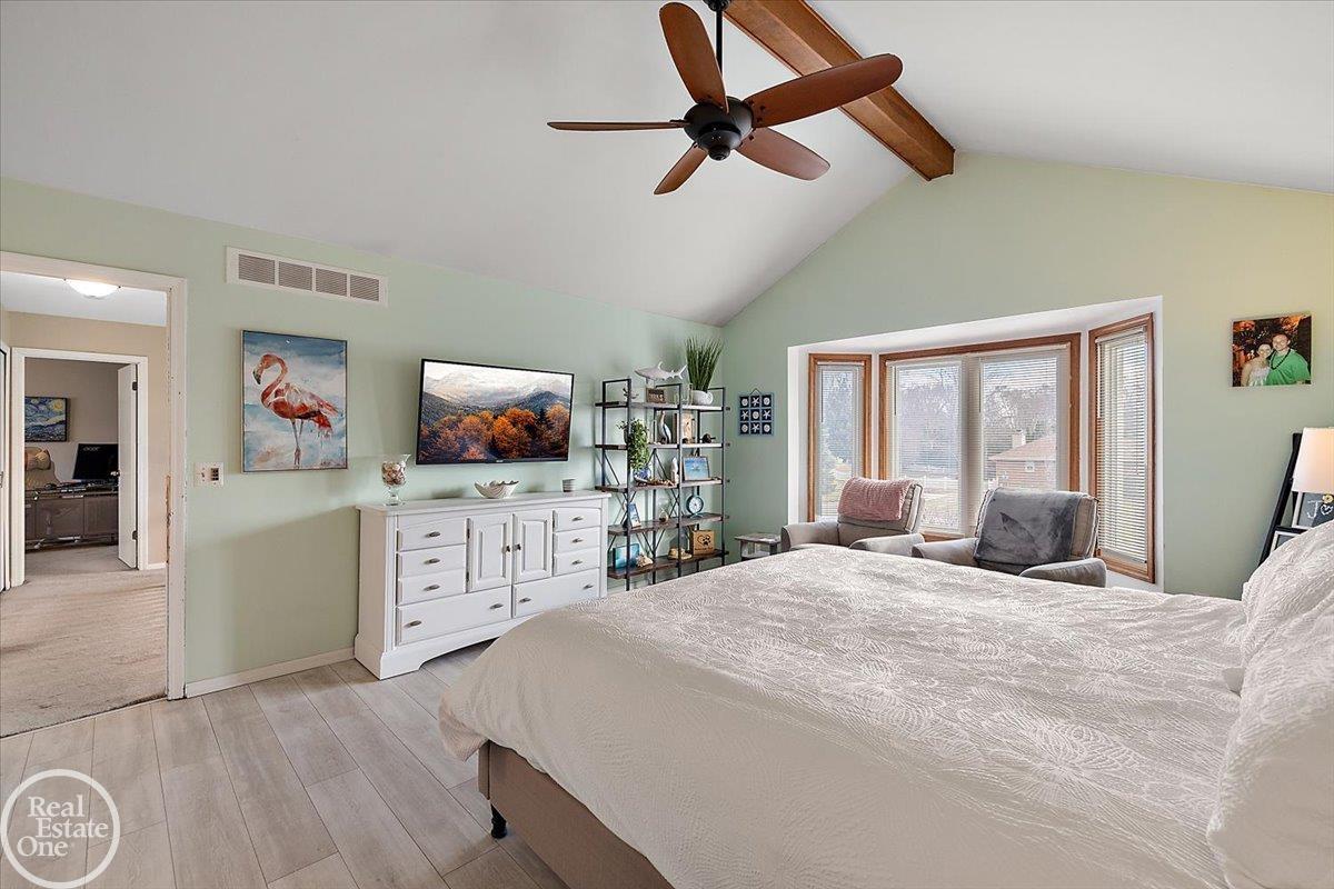 61449 Woodfield Way Drive