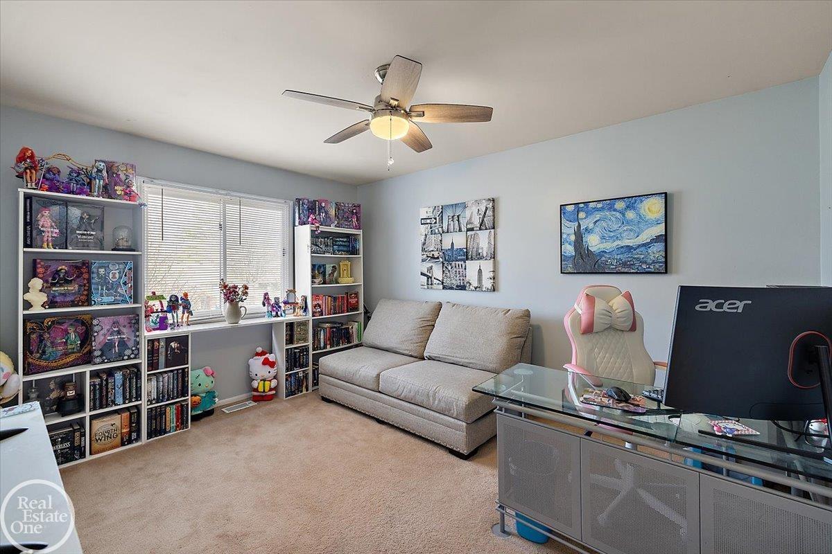 61449 Woodfield Way Drive