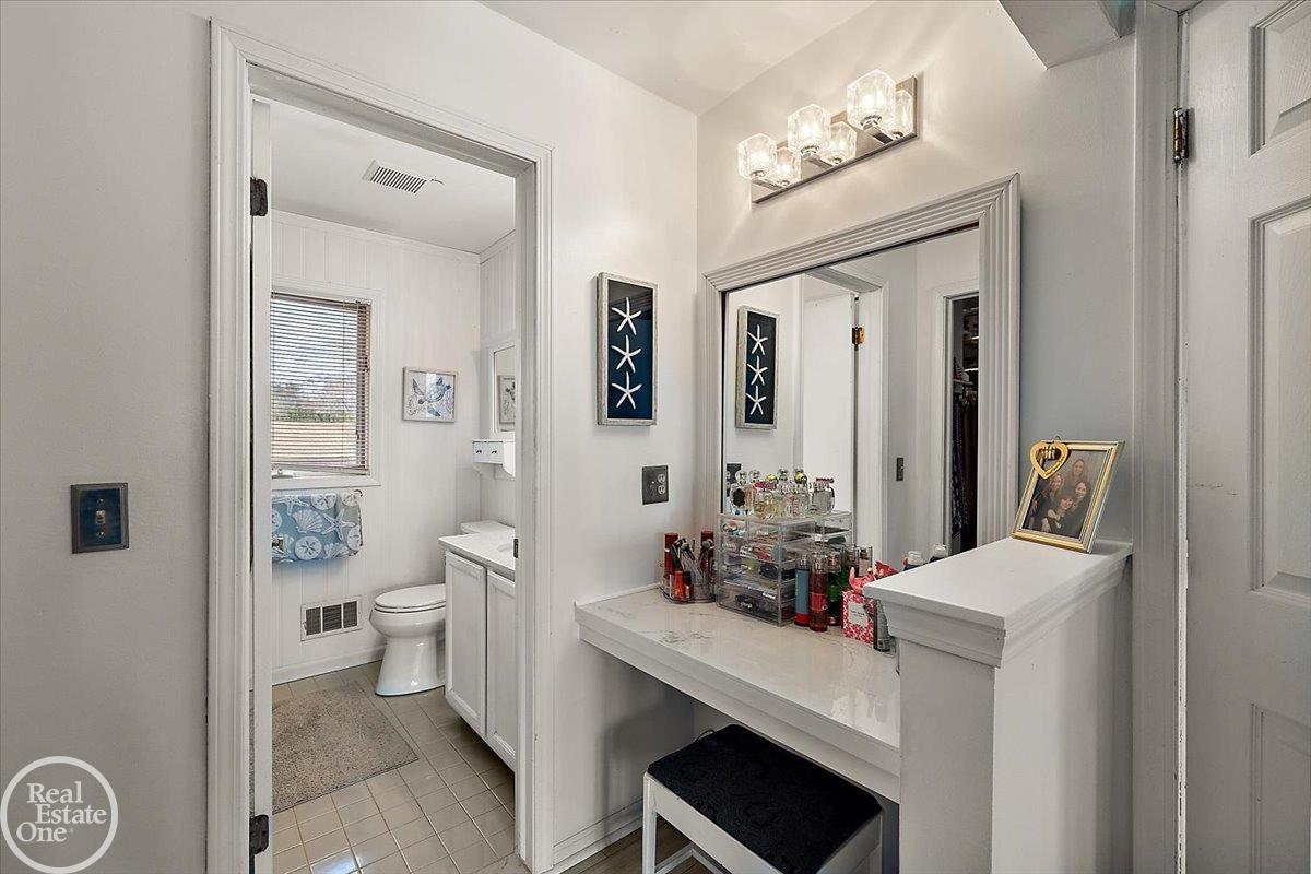 61449 Woodfield Way Drive