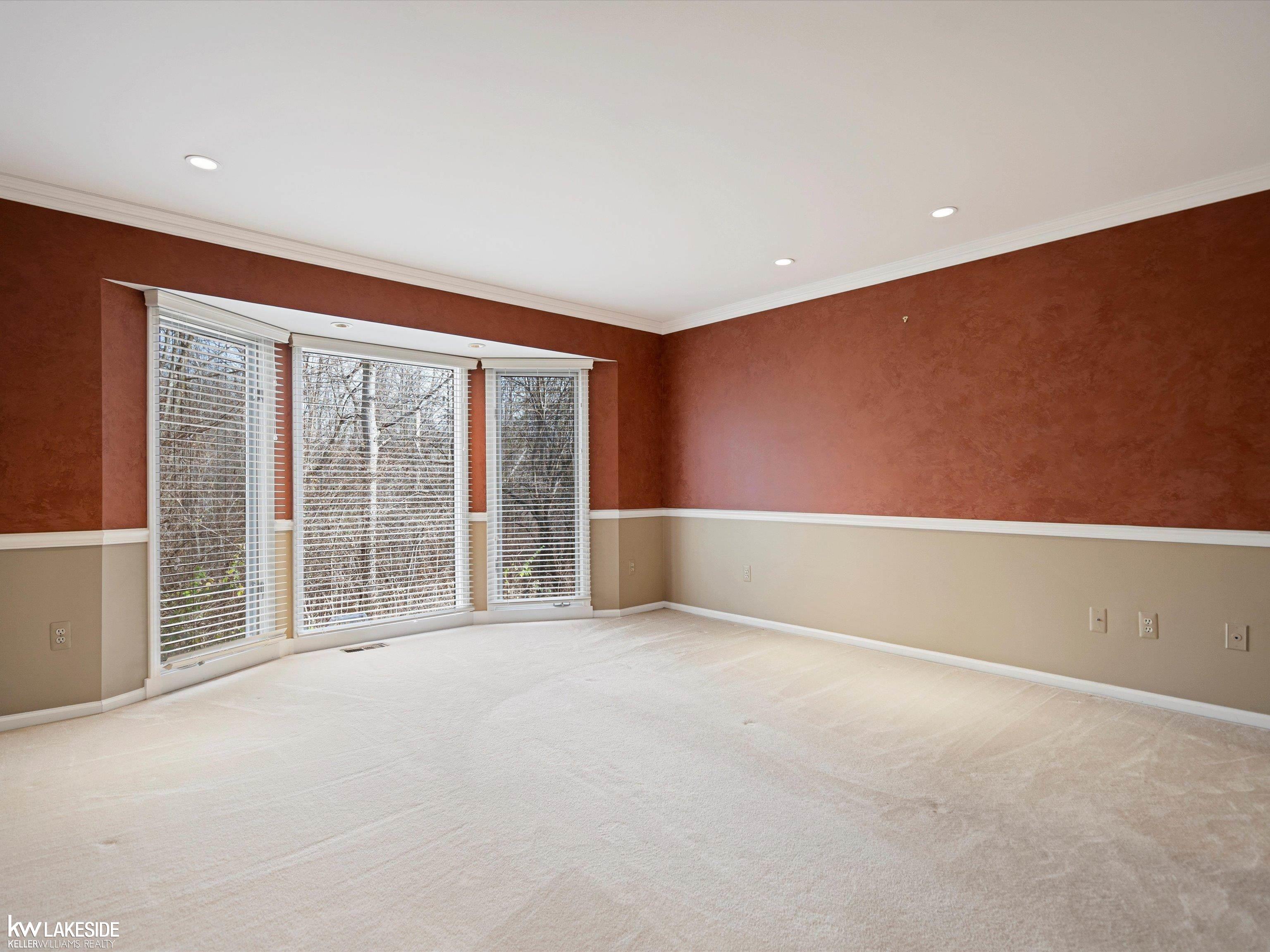 2206 Elm Circle
