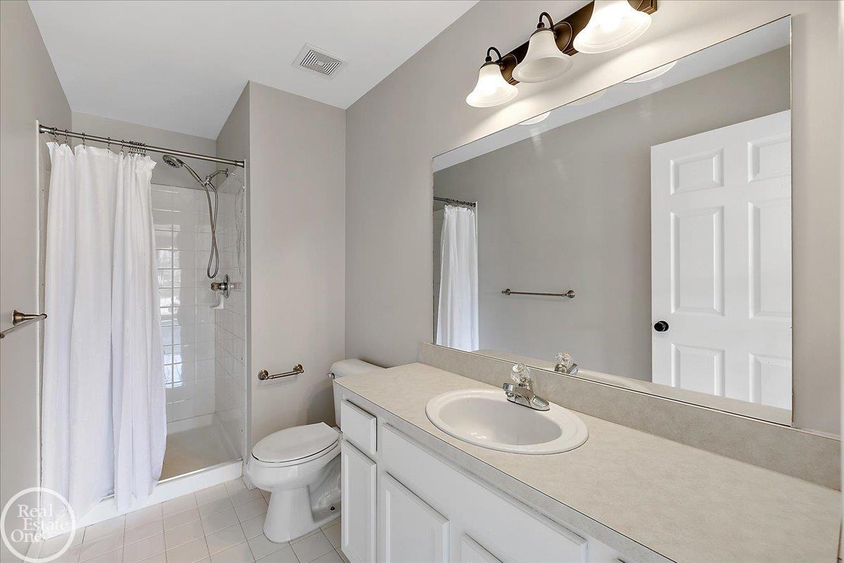 45535 Heather Ridge Drive Unit 102 Unit: Unit #102