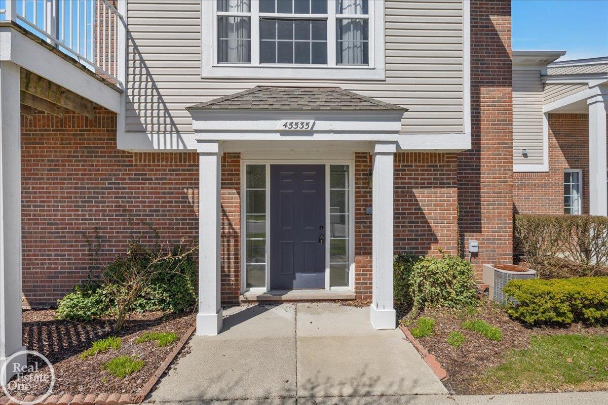 45535 Heather Ridge Drive Unit 102 Unit: Unit #102