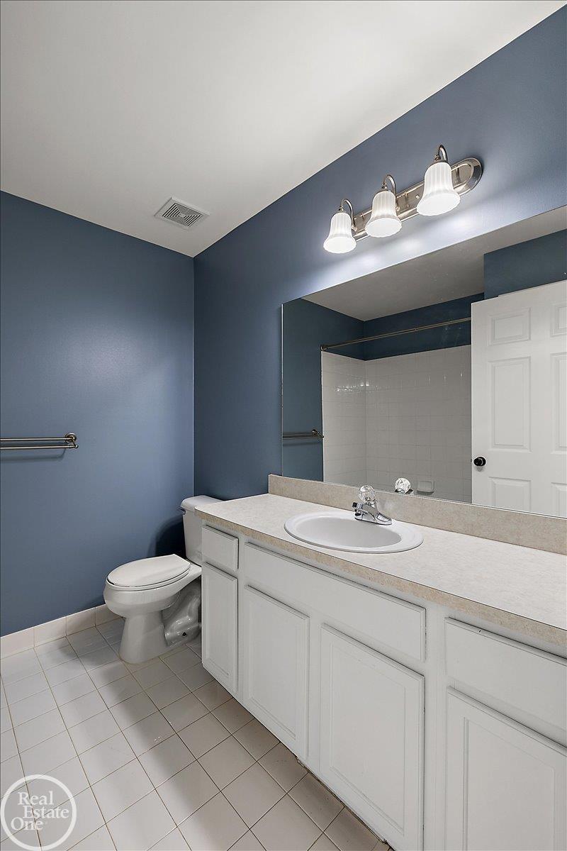 45535 Heather Ridge Drive Unit 102 Unit: Unit #102