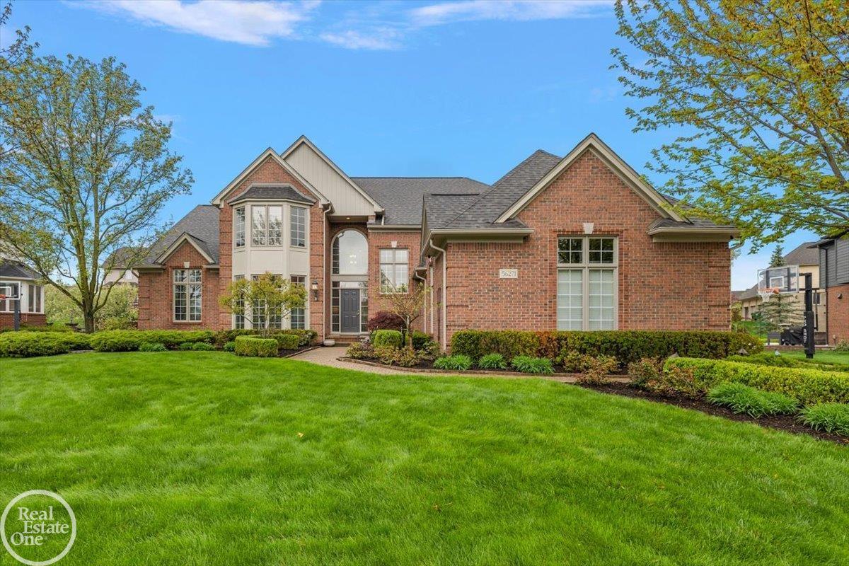 56271 Ashbrooke East Drive