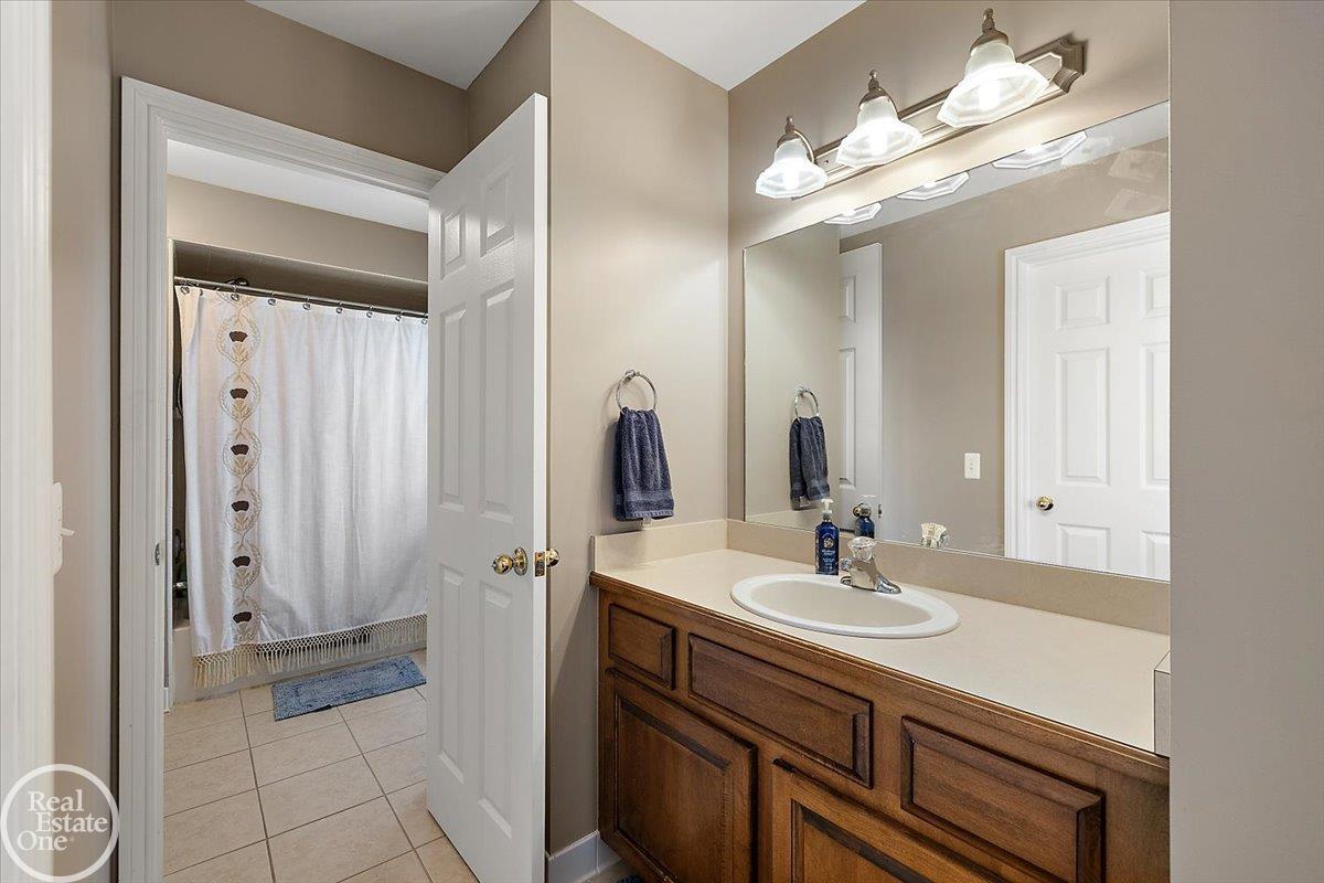 56271 Ashbrooke East Drive