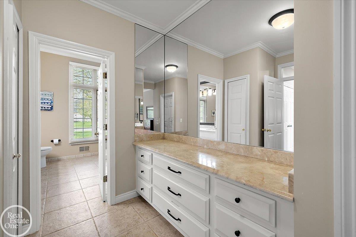 56271 Ashbrooke East Drive
