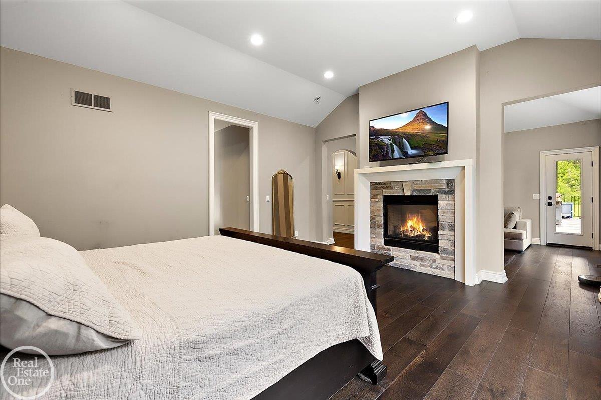 60330 Mount Vernon Road