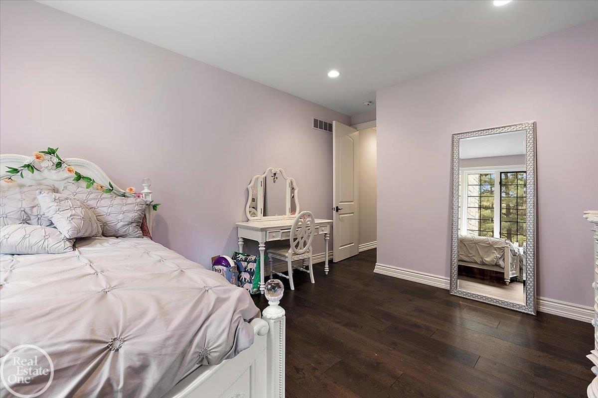 60330 Mount Vernon Road