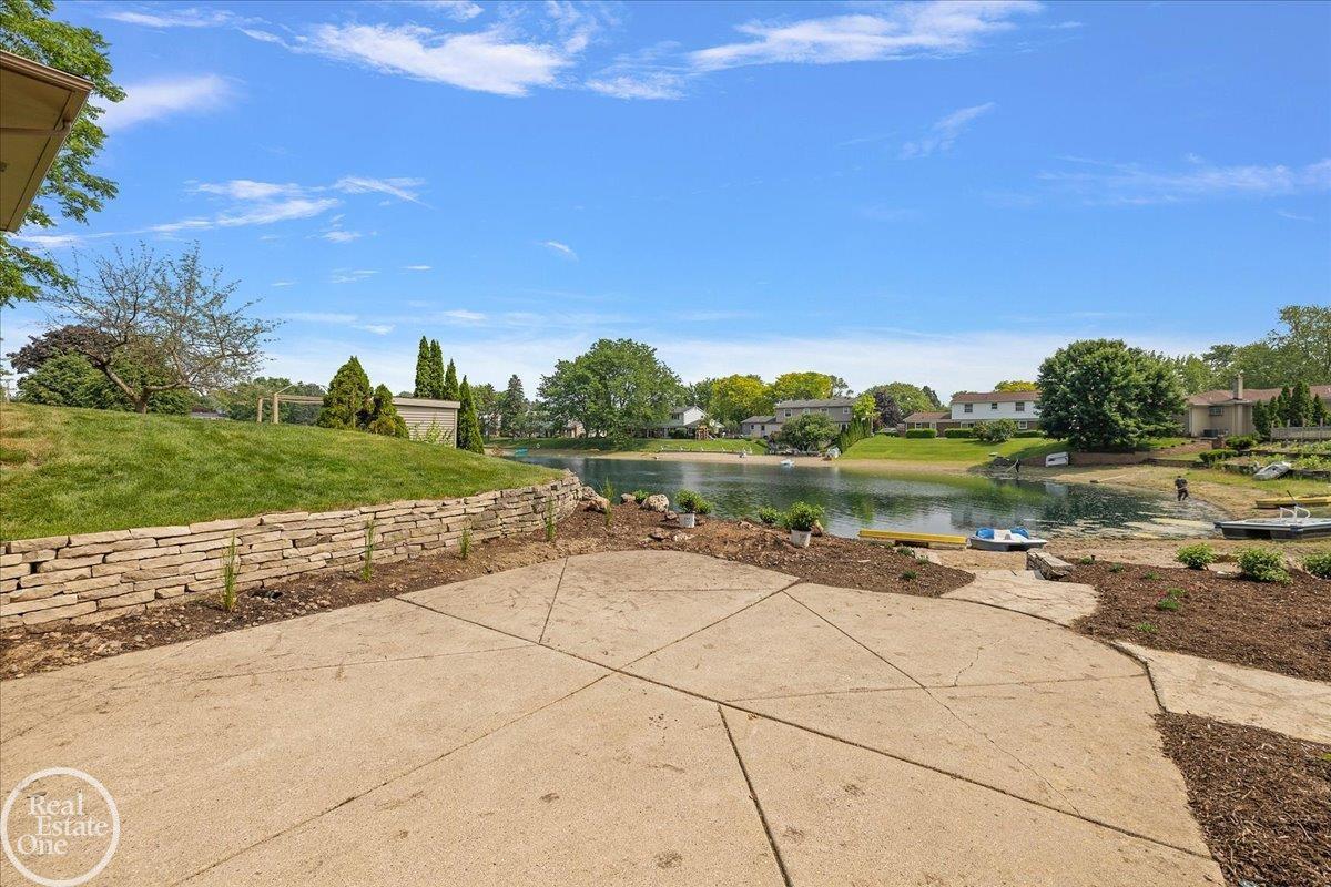 2532 Belle View Drive