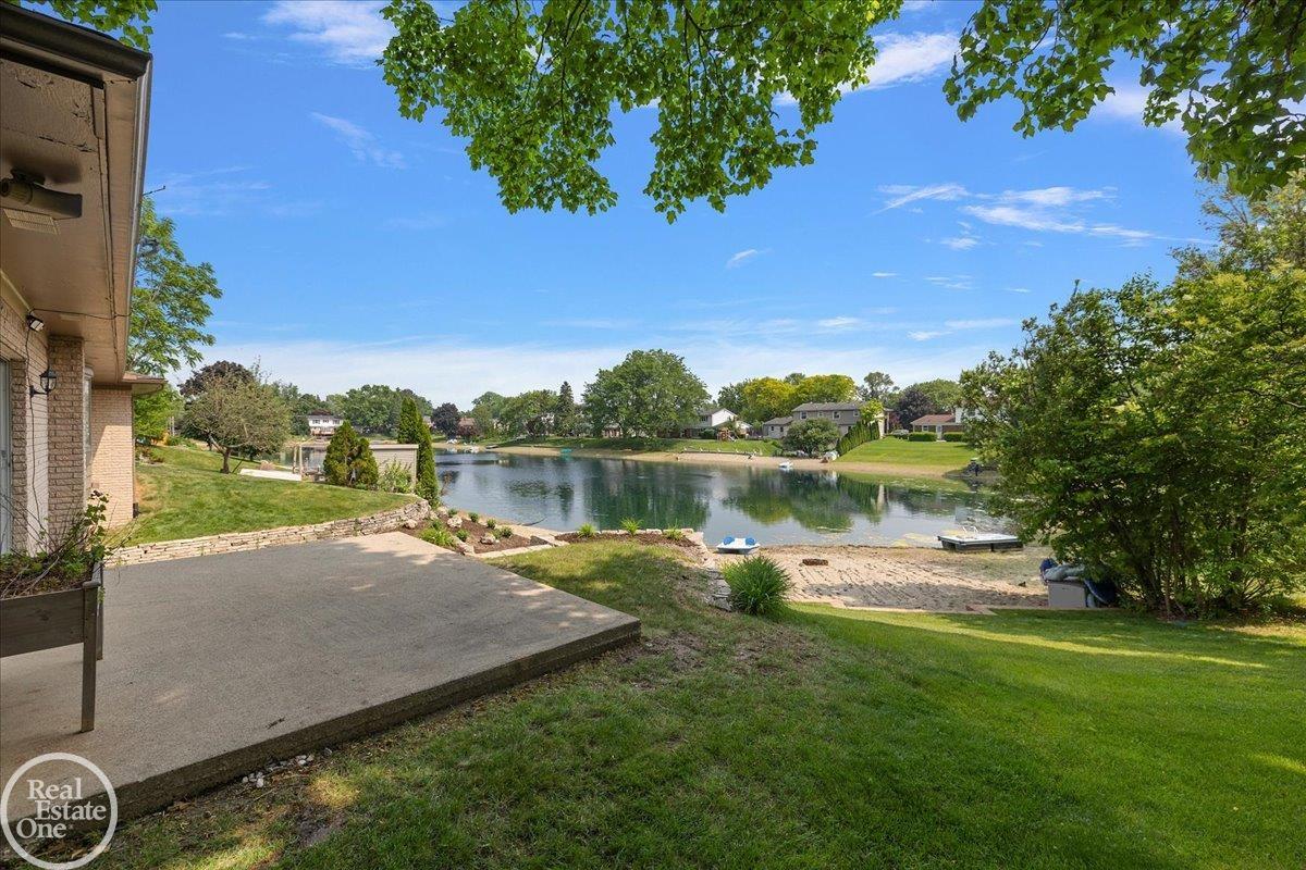 2532 Belle View Drive