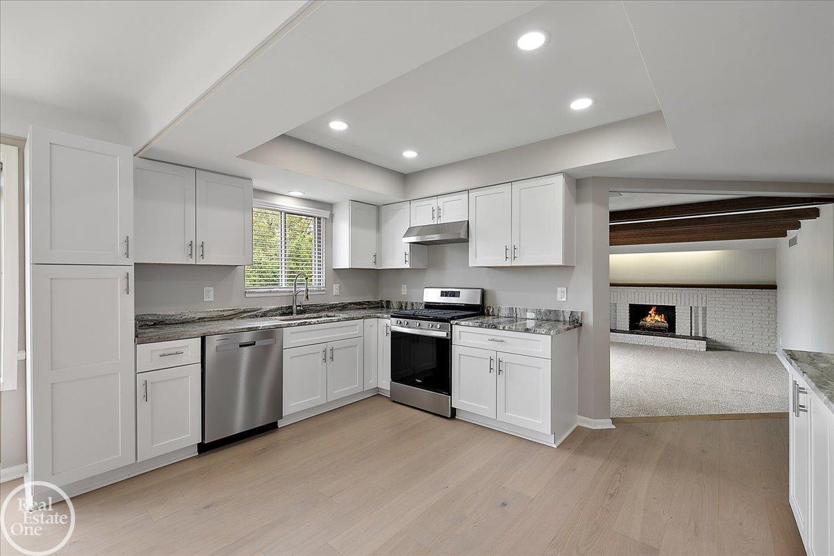 2532 Belle View Drive