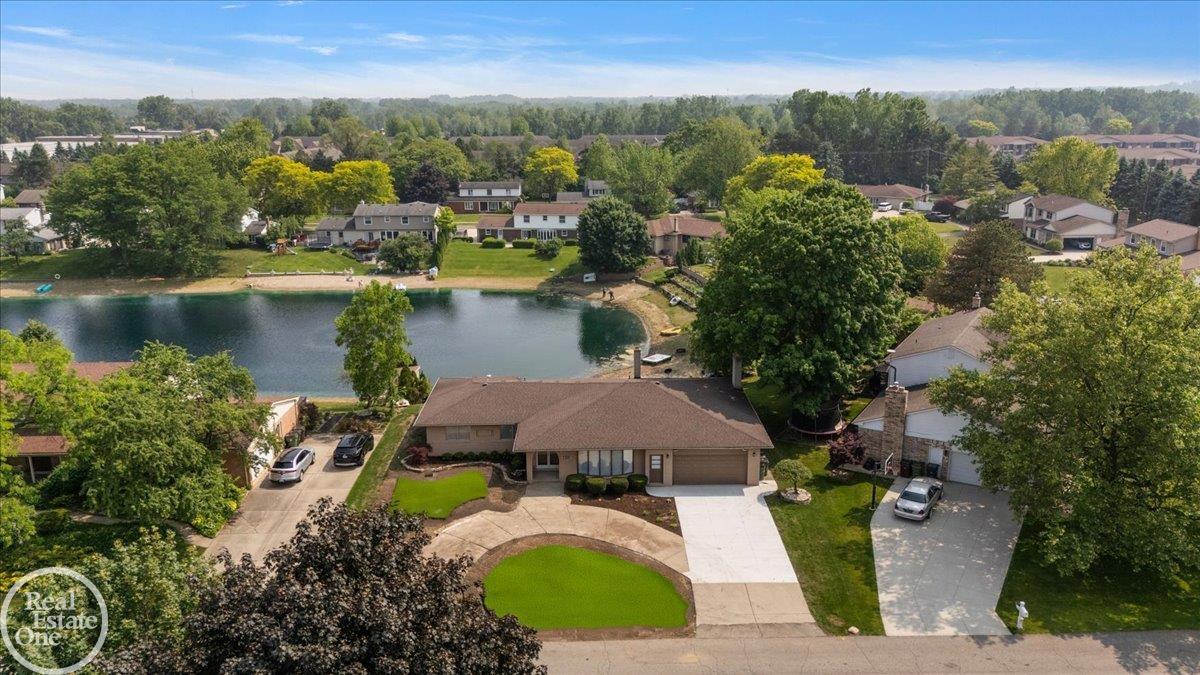 2532 Belle View Drive