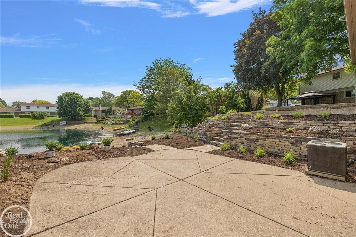 2532 Belle View Drive