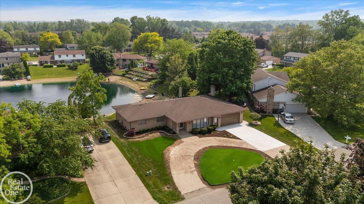 2532 Belle View Drive