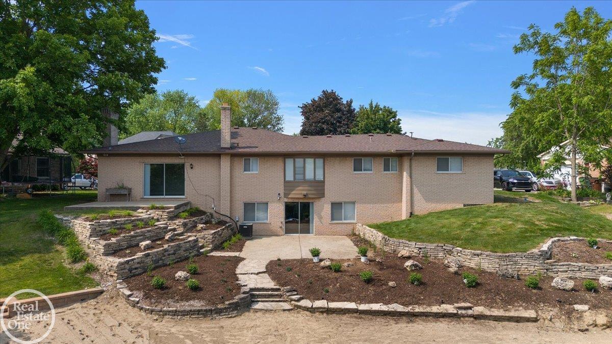 2532 Belle View Drive